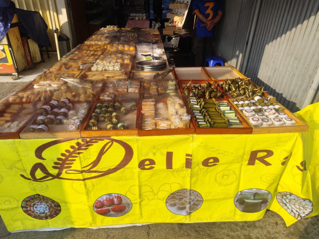 Aneka Kue Basah Delie Rasa