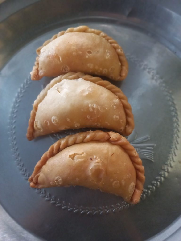 Pastel Bihun Delie Rasa Kue